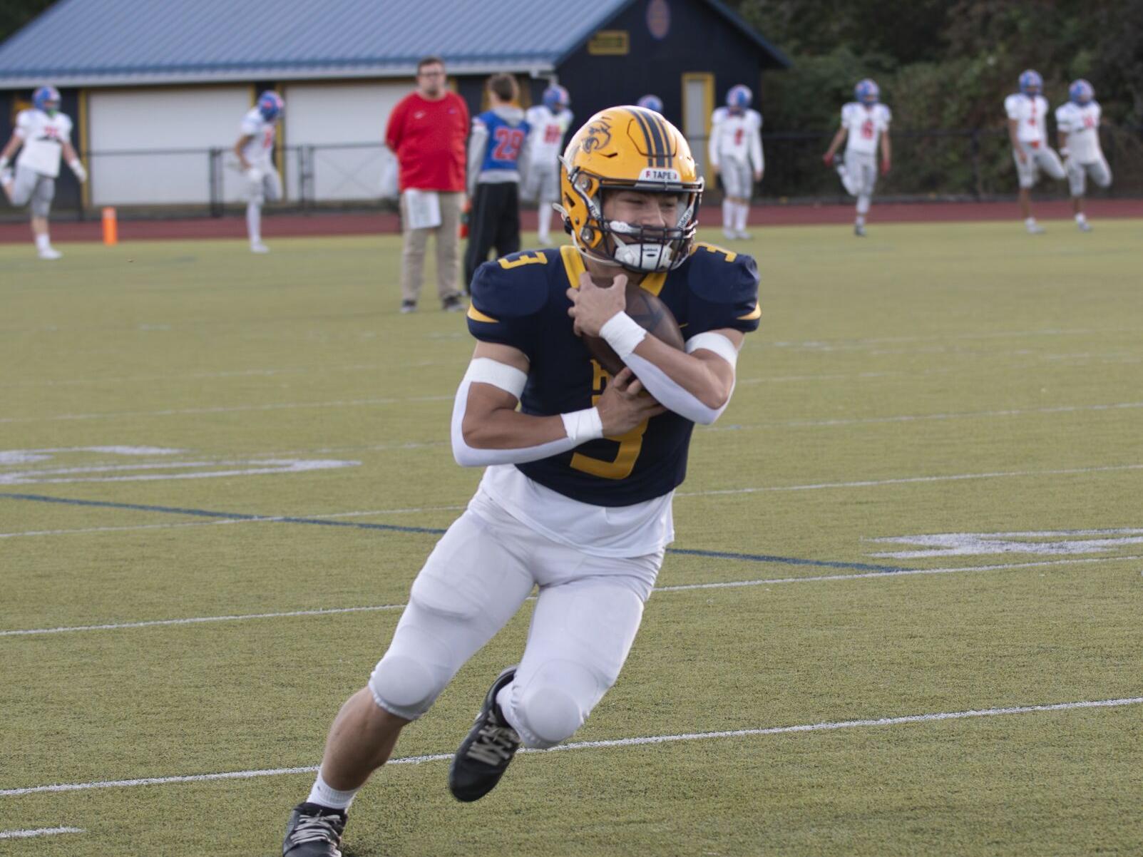 Columbia Gorge News Athlete of the Week Oct. 29: Bam Layna, Hood River Valley football